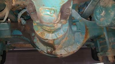 Spicer RDH40 Rear Differential for a 2008 Western Star 4900SA