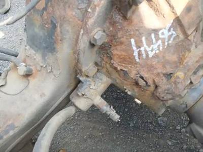 Spicer RDH40 Rear Differential for a 2013 Peterbilt 389