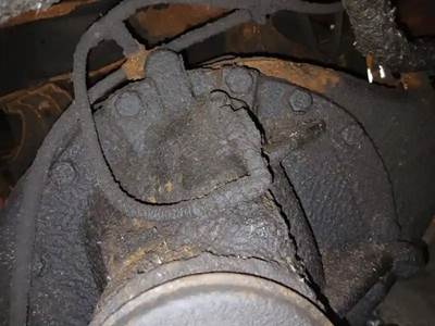 Spicer S130 Rear Differential for a 2011 Ford F-450