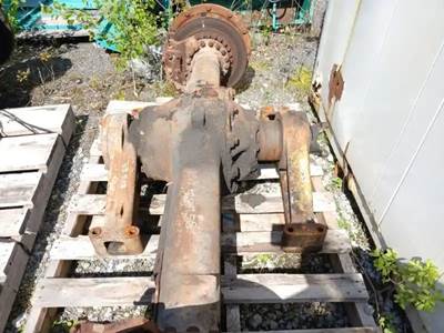 Rear Differential for a 1988 Caterpillar 936E LOADER