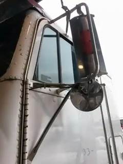Freightliner C/O FLB090 Left Door