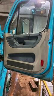 Freightliner Cascadia 125 Right Door for a 2013 Freightliner CASCADIA PX125064S