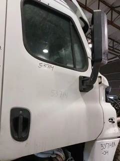 Freightliner Cascadia 125 Right Door for a 2018 Freightliner CASCADIA PX125064S