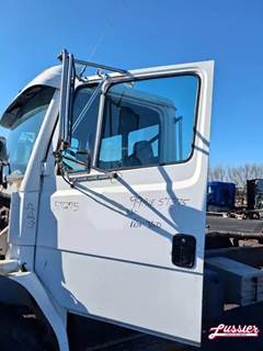 Freightliner FL80 Left Door for a 1996 Freightliner FL-80