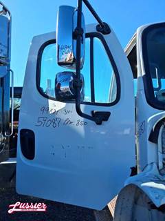 Freightliner M2 106 Right Door