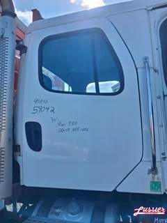 Freightliner M2 112V Right Door