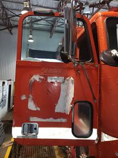 Freightliner Right Door for a 1992 Freightliner C/O FLL