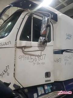Freightliner Left Door for a 2001 Freightliner COLUMBIA CL-120
