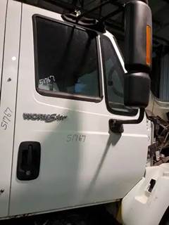 International 7300 CAB DOUBLE WORKSTAR Right Door