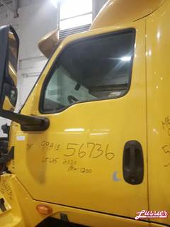 International LT625 Left Door