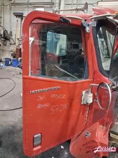 International Paystar 5600i Right Door for a 2003 International 5600I