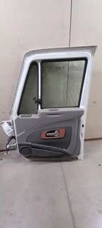 International ProStar Right Door for a 2015 International PROSTAR 122