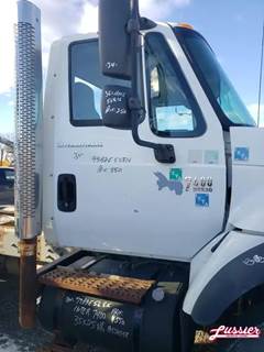 International WorkStar 7400 Right Door for a 2003 International 7400 SBA WORKSTAR