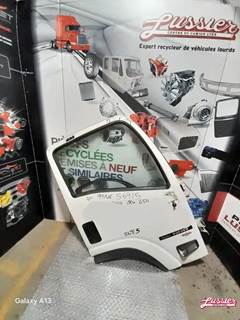 Isuzu NRR Right Door for a 2016 Isuzu C/O NRR