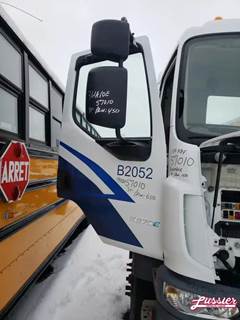 Kenworth K270E ELECTRIQUE Right Door