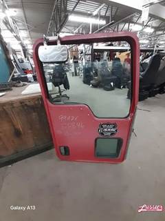 Kenworth T300 Right Door for a 2004 Kenworth T-300