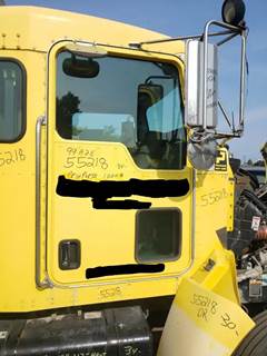 Kenworth T370 Right Door for a 2010 Kenworth T-370