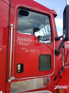 Kenworth T600 Right Door for a 2006 Kenworth T-600