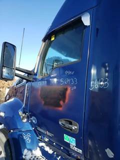Kenworth T680 Left Door for a 2014 Kenworth T-680
