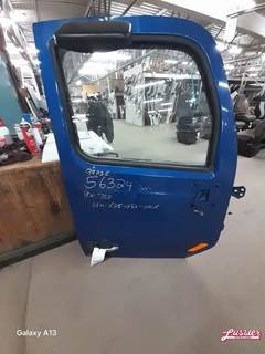 Peterbilt 579 Right Door