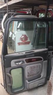 Right Door for a 2014 Peterbilt*