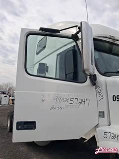 Volvo VNL Right Door