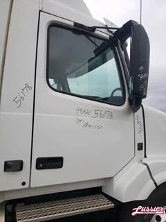 Volvo VNL Right Door