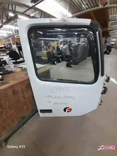 Volvo VNL Right Door