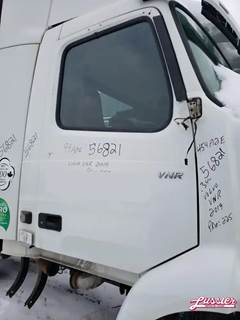 Volvo VNR Right Door