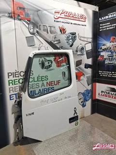 Volvo VNR Left Door