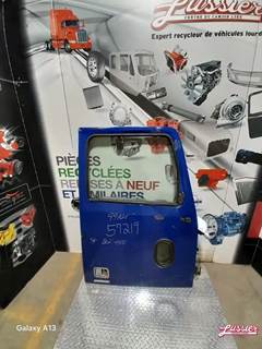 Western Star 4964FX Right Door