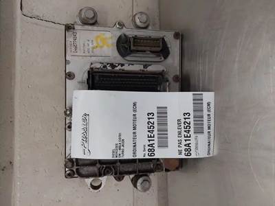 Mercedes-Benz Engine Control Module (ECM)
