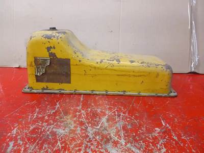 Caterpillar 3208T Engine Oil Pan for a 1984 Ford LN-8000