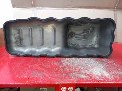 International MaxxForce 13 Engine Oil Pan for a 2010 International PROSTAR PREMIUM