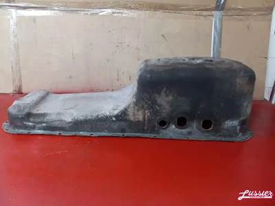 Mack MP8 Engine Oil Pan for a 2014 Mack GRANITE GU813