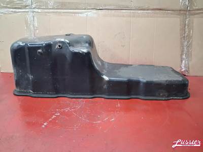 Paccar MX-13 EPA13 Engine Oil Pan for a 2015 Kenworth T-800
