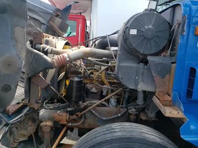 Caterpillar 3176 Engine for a 1995 International 9200