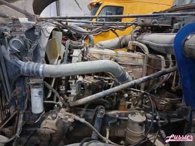 Caterpillar 3406E Engine for a 1996 Western Star 4964F