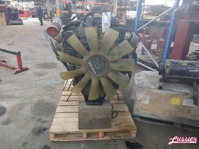 Caterpillar C-13 ACERT Engine for a 2006 Kenworth T-800