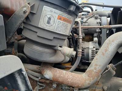 Caterpillar C-7 NON ACERT Engine for a 2005 Freightliner M2 106