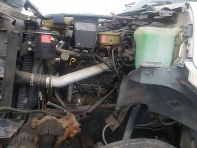 Cummins 5.9L Engine for a 1995 Ford F-800