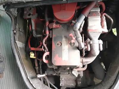 Cummins ISB 6.7L Engine for a 2011 Blue Bird AUTOBUS FLAT NOSE