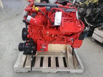 Cummins ISB/6.7 Engine for a 2014 New Flyer MIDI AUTOBUS