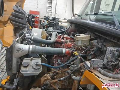 Cummins ISB/6.7 COMMON RAIL Engine for a 2013 Freightliner B2 AUTOBUS