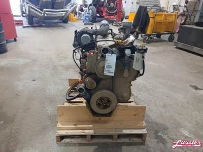 Cummins ISL/8.3 Engine for a 2005 Novabus