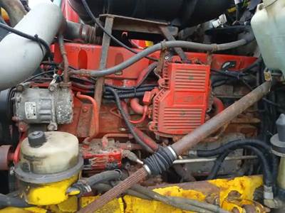 Cummins Engine for a 2010 Kenworth T-800