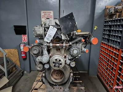 Detroit DD13 Engine for a 2020 Freightliner CASCADIA PT126064S T