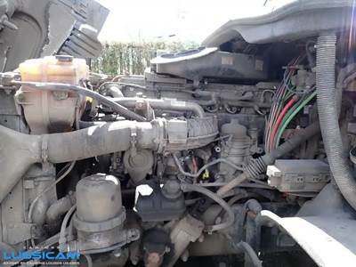 Detroit DD15 Engine for a 2017 Freightliner CASCADIA