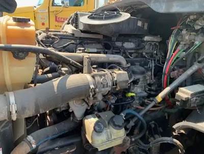 Detroit DD15 Engine for a 2015 Freightliner CASCADIA PX125064S T
