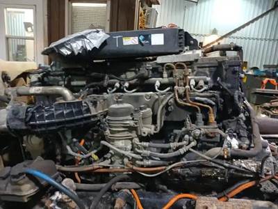 Detroit DD15 Engine for a 2015 Freightliner CASCADIA PX125064S